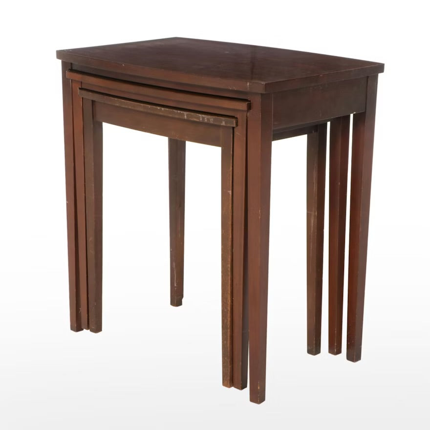 Set of Three Walnut Nesting Tables, Mid to Late 20th Century Item #
ITMGQ37258