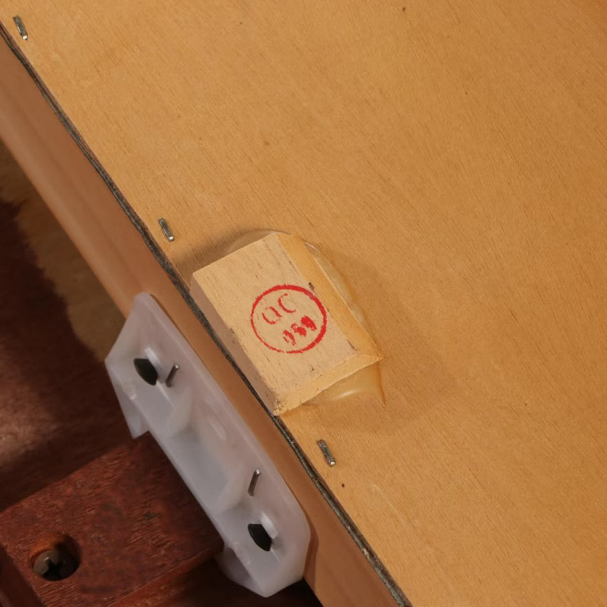 American Signature Victorian Style Mahogany Finish Extending Dining Table ITMGQ20175