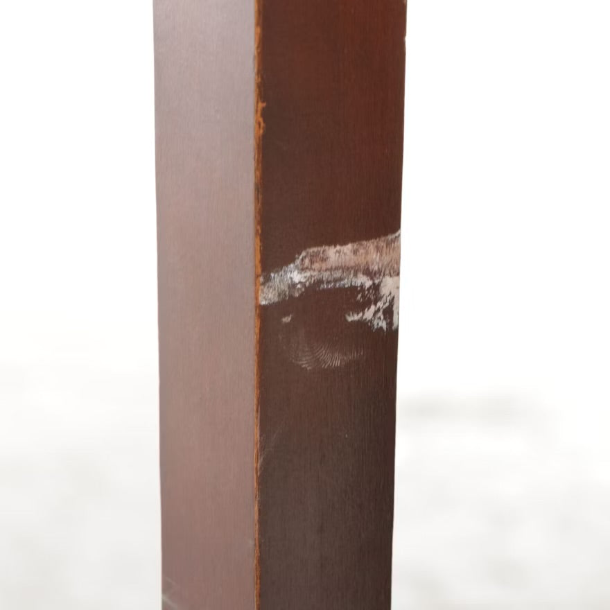 Set of Three Walnut Nesting Tables, Mid to Late 20th Century Item #
ITMGQ37258