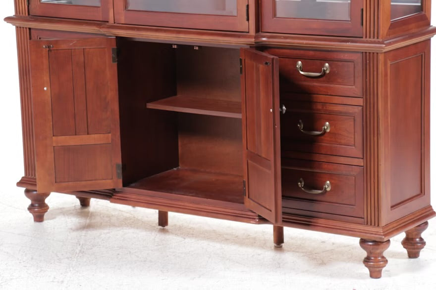 Stanley Furniture "British Colony" Mahogany China Cabinet ITMGQ35531