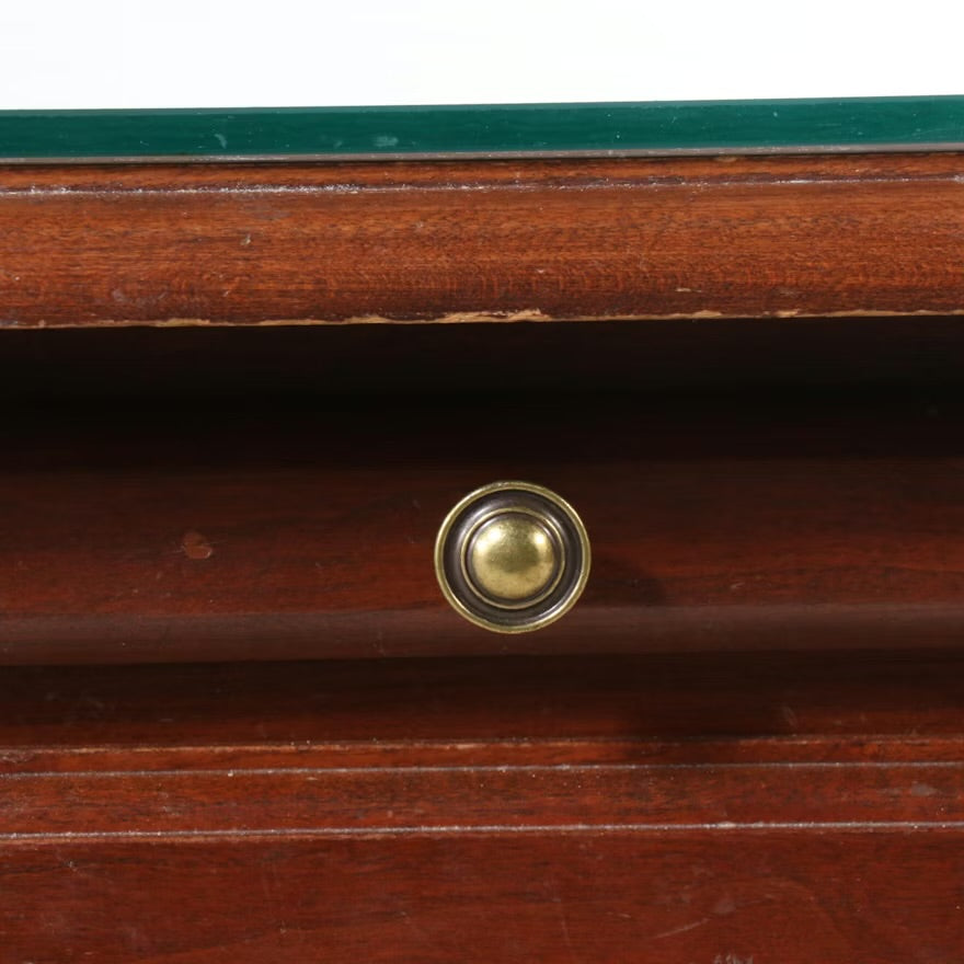 The Custom Shoppe Georgian Style Mahogany Executive Desk