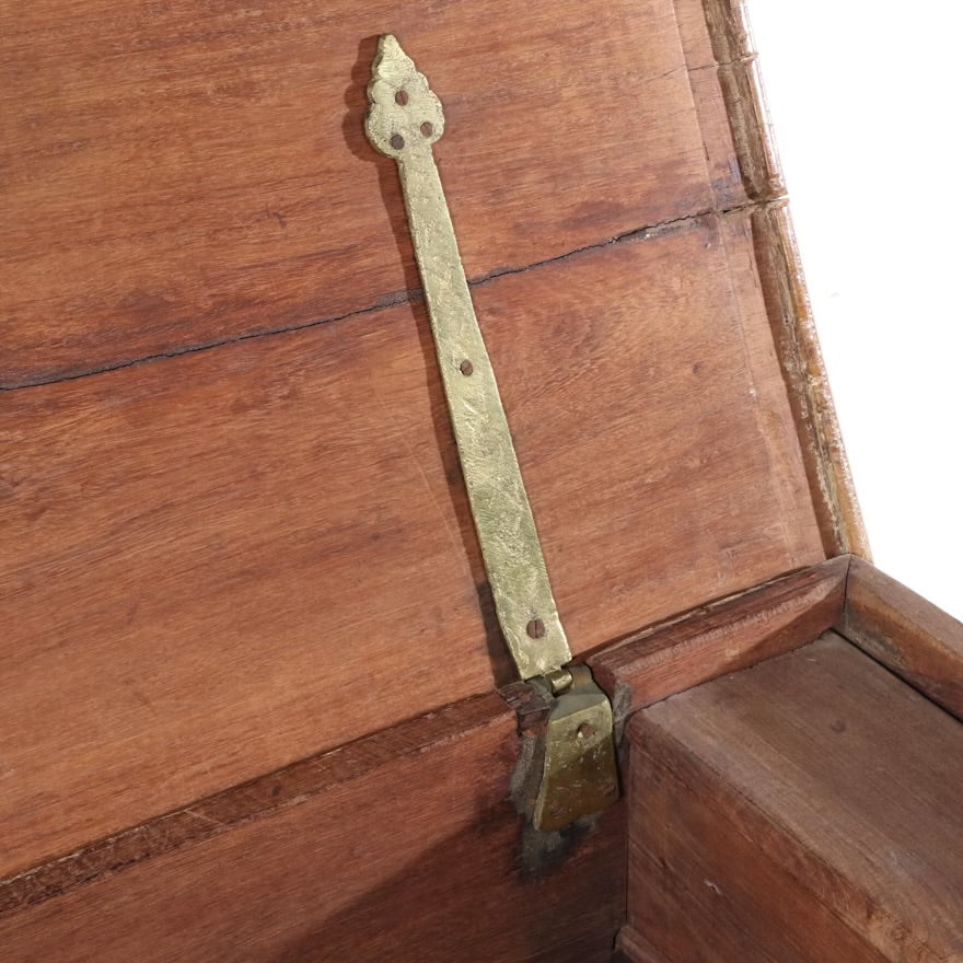 Anglo-Indian Style Brass Nailhead-Decorated Trunk, 20th Century