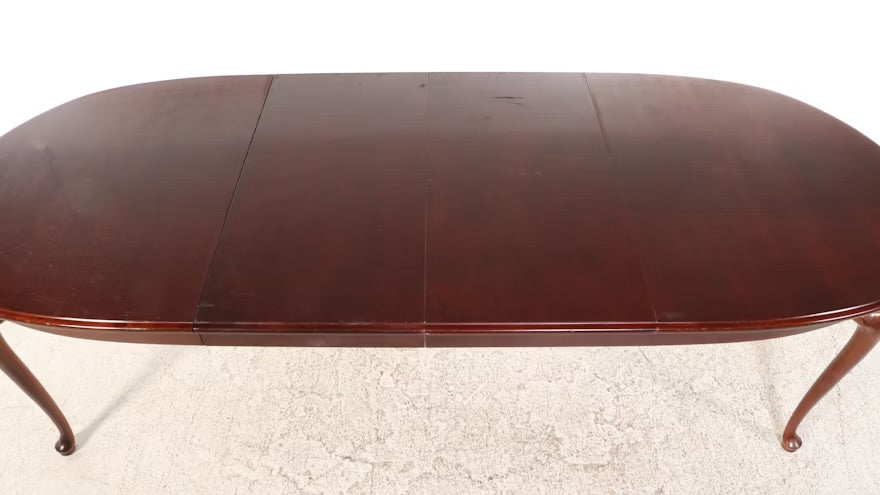 Thomasville Queen Anne Style Cherry Dining Set