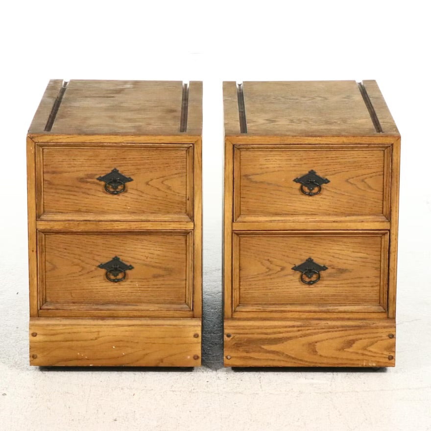 Pair of Oak Two-Drawer Cabinets, 20th Century ITMGP73782