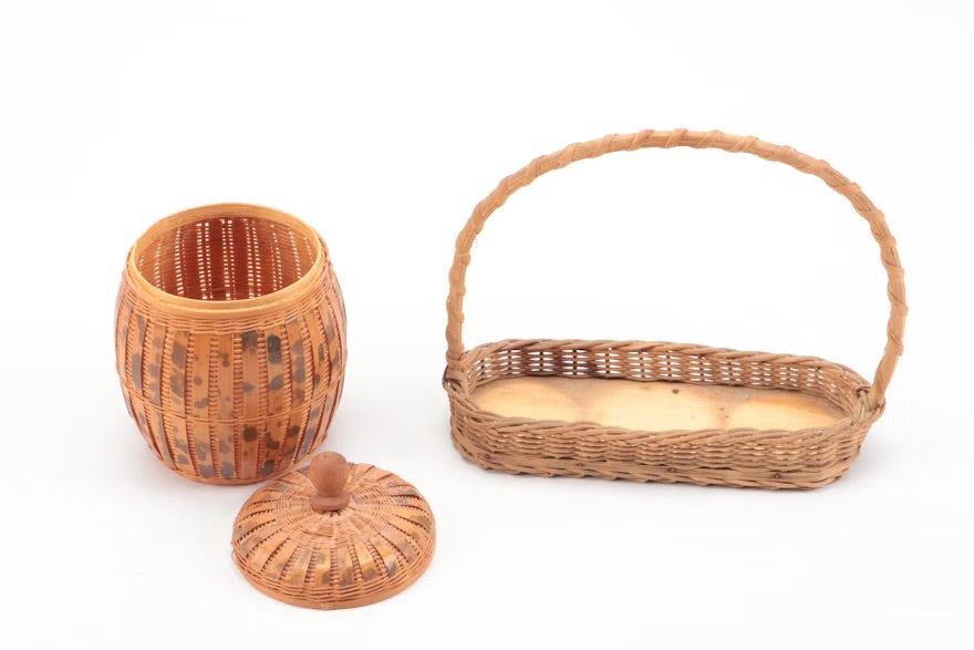 Wood Framed Wall Mirror, Woven Baskets, and Other Decorative Accessories 

#ITMGQ12902