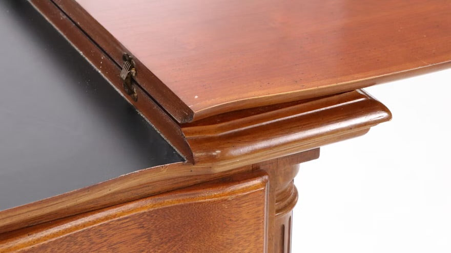 Lexington Federal Style Flip-Top Buffet, Late 20th Century ITMGQ17353