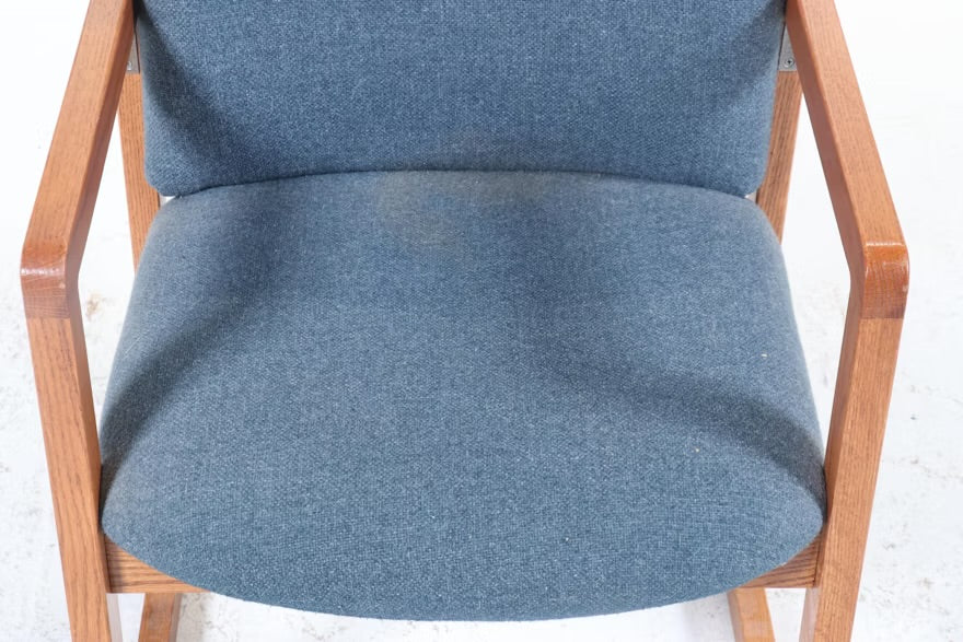 Postmodern Blue Upholstered Oak Frame Armchair
Item #
ITMGQ37427