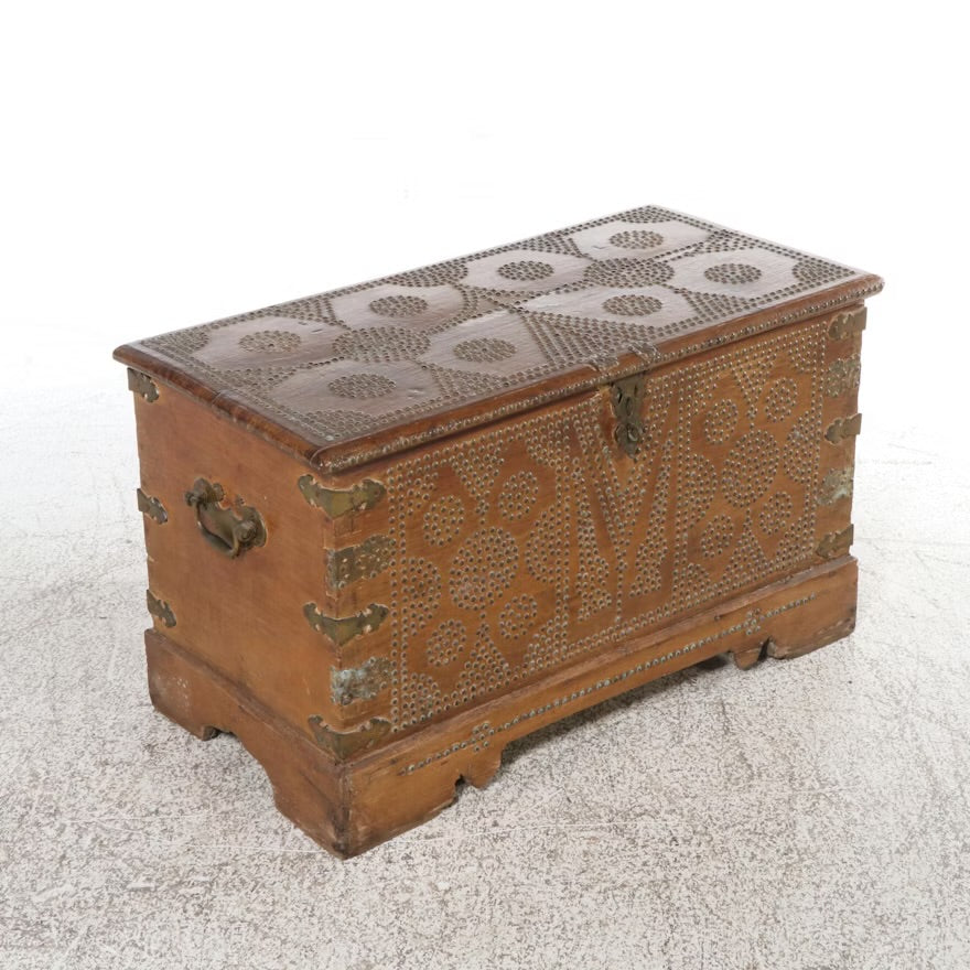 Anglo-Indian Style Brass Nailhead-Decorated Trunk, 20th Century