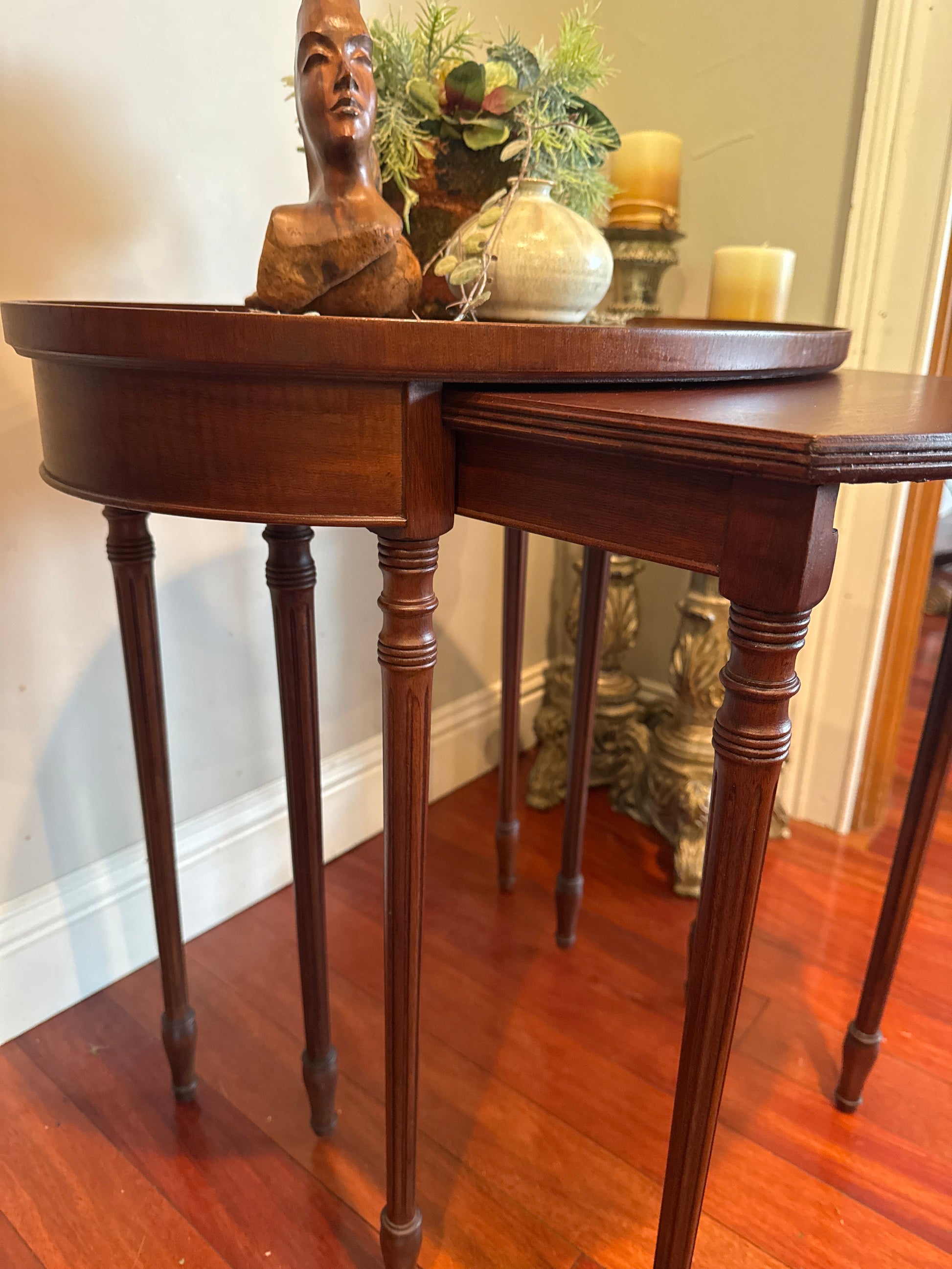 Wood Nesting Table