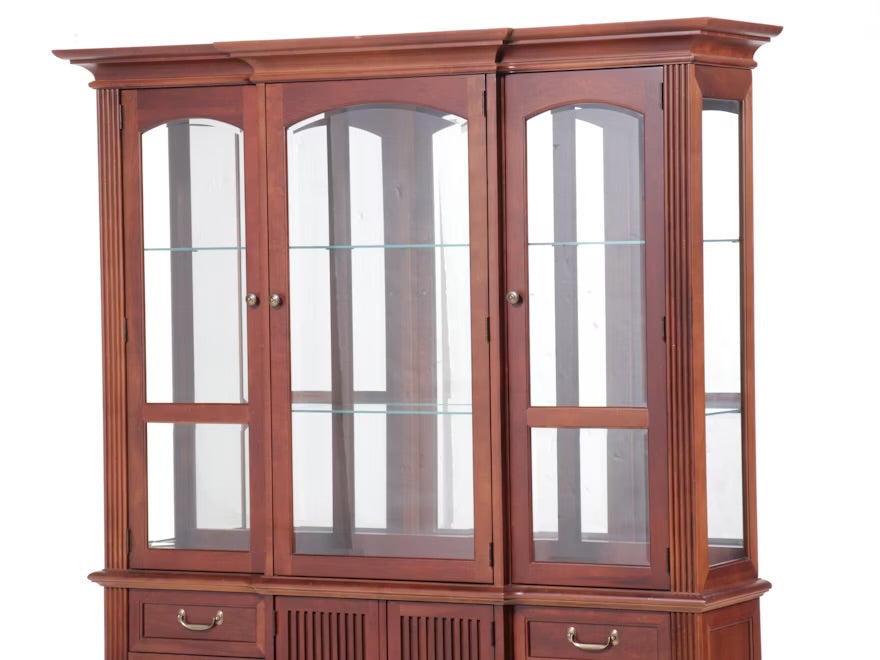 Stanley Furniture "British Colony" Mahogany China Cabinet ITMGQ35531