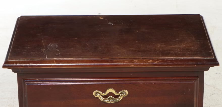 Thomasville Chippendale Style Cherry Nightstand ITMGQ05018